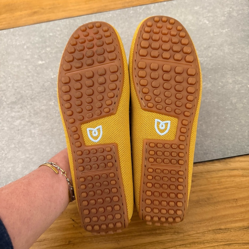 Rothy's The Driver Loafer Mustard Yellow Gold Size 7.5 NWOB - Picture 7 of 11